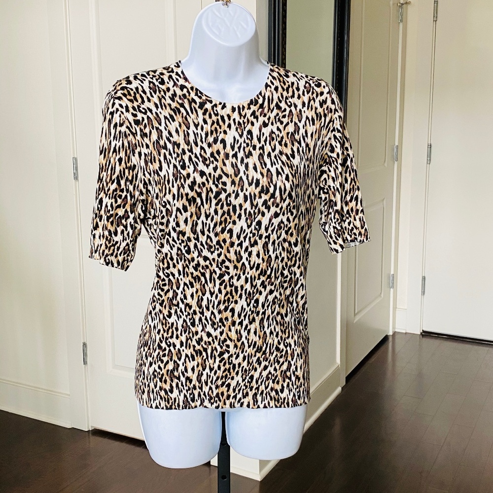 Leopard Print Fine Knit Sweater